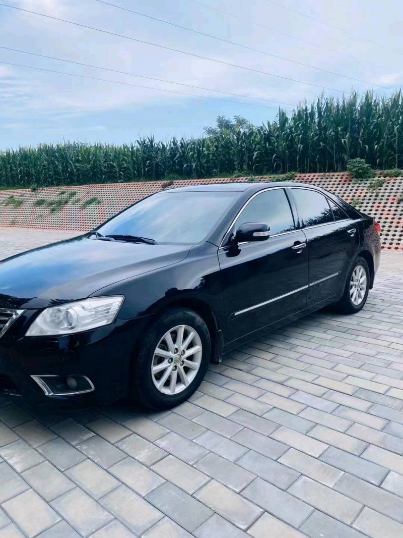 济南10年丰田凯美瑞5