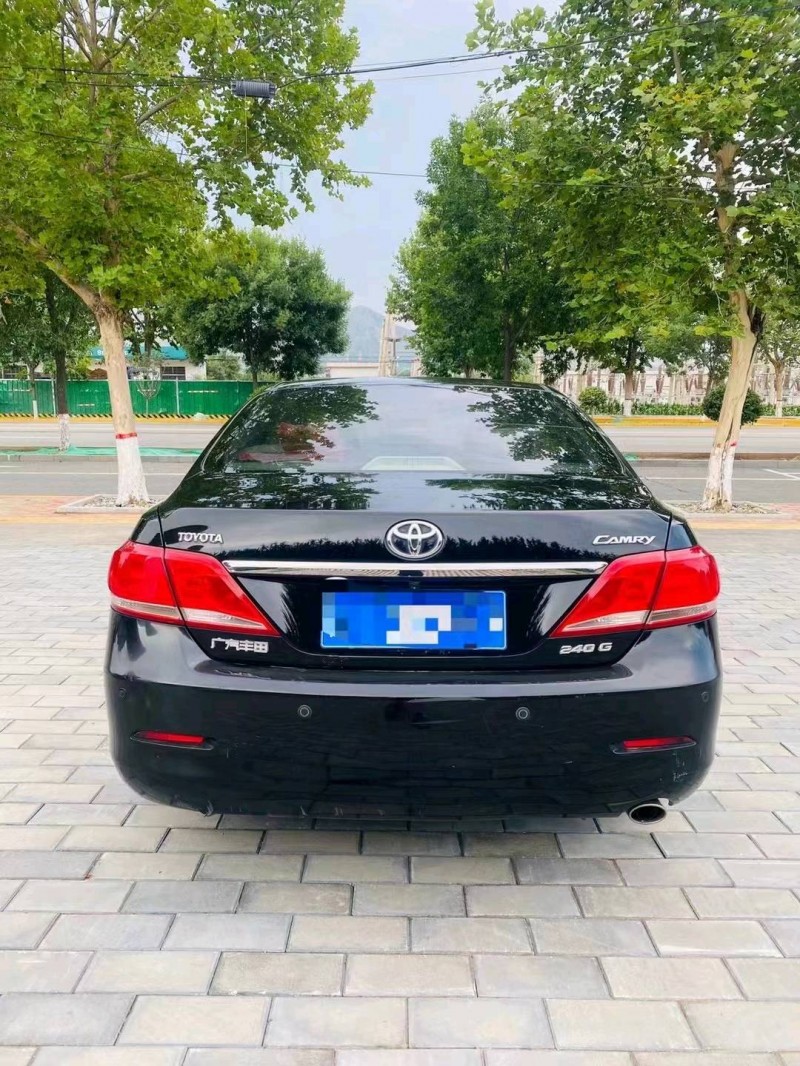 济南10年丰田凯美瑞9