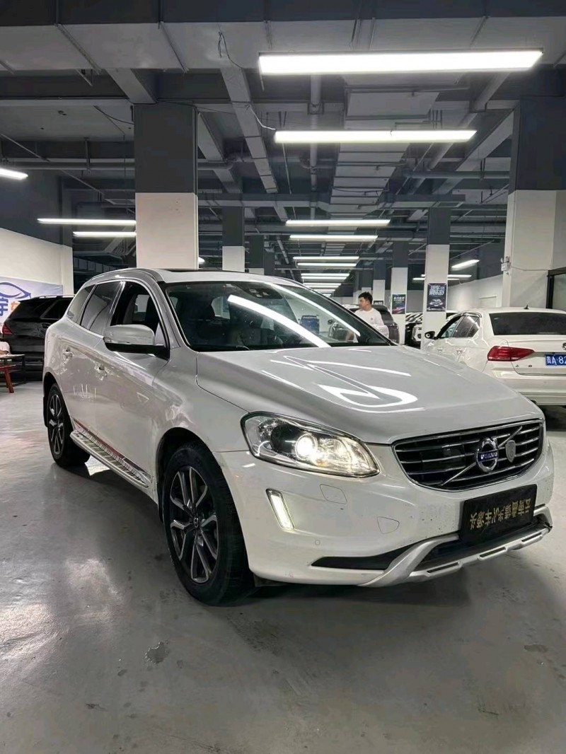 曲靖16年沃爾沃XC603