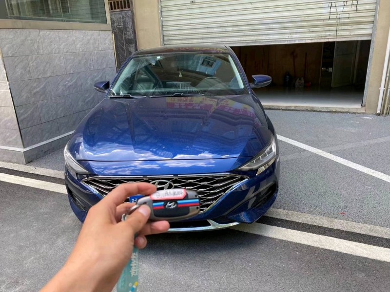 重庆19年现代菲斯塔1