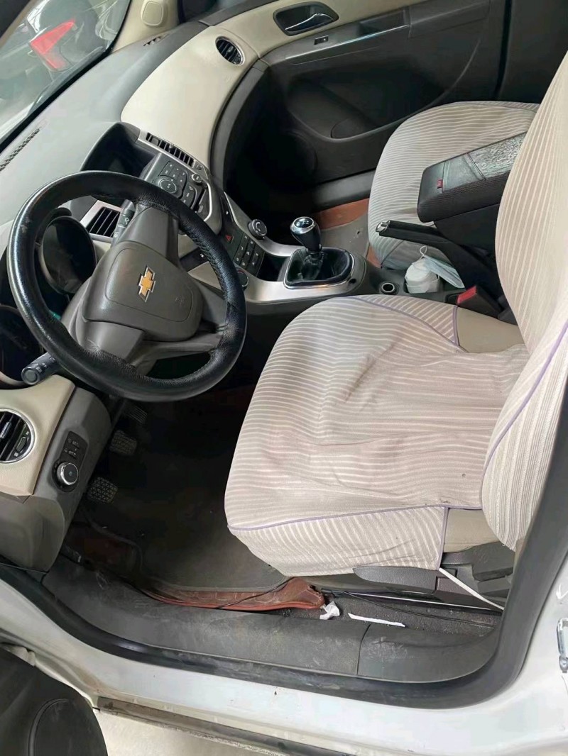 保定15年雪佛兰科鲁兹3