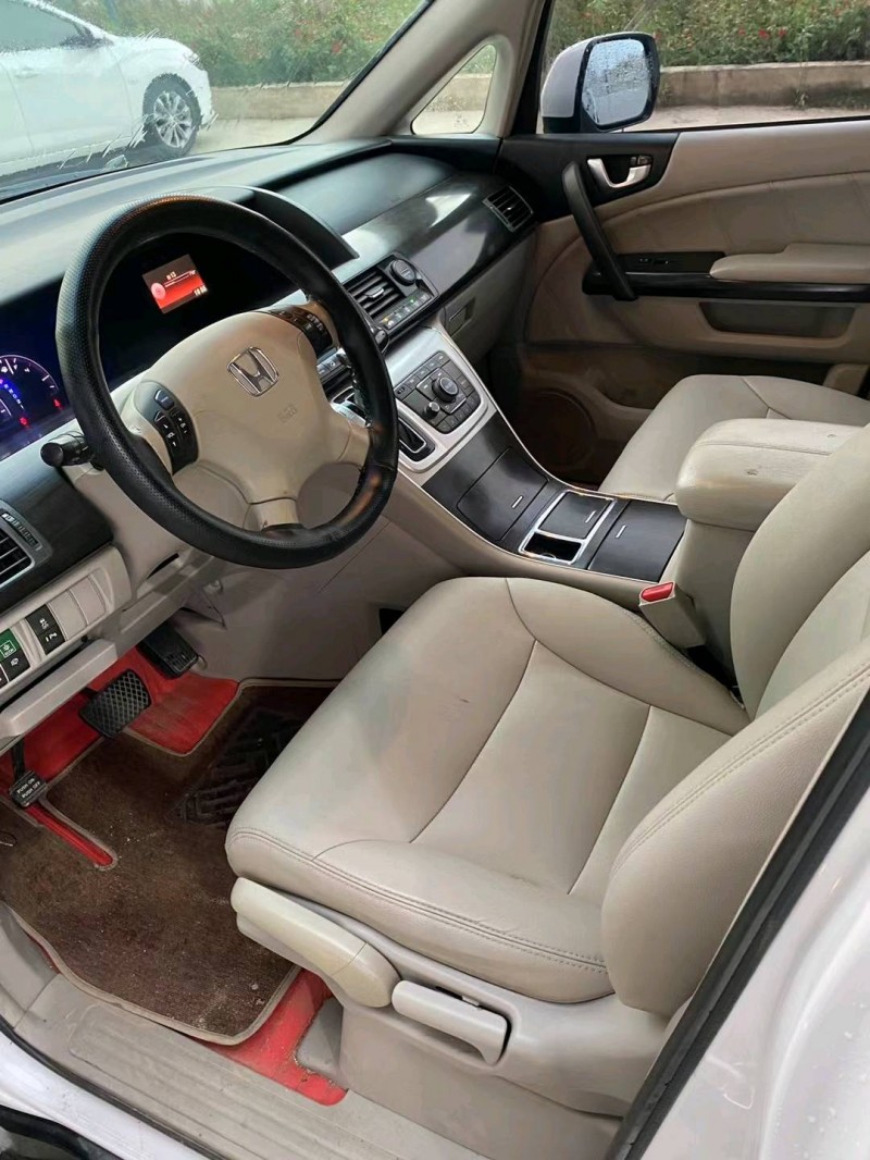 保定14年本田艾力绅3