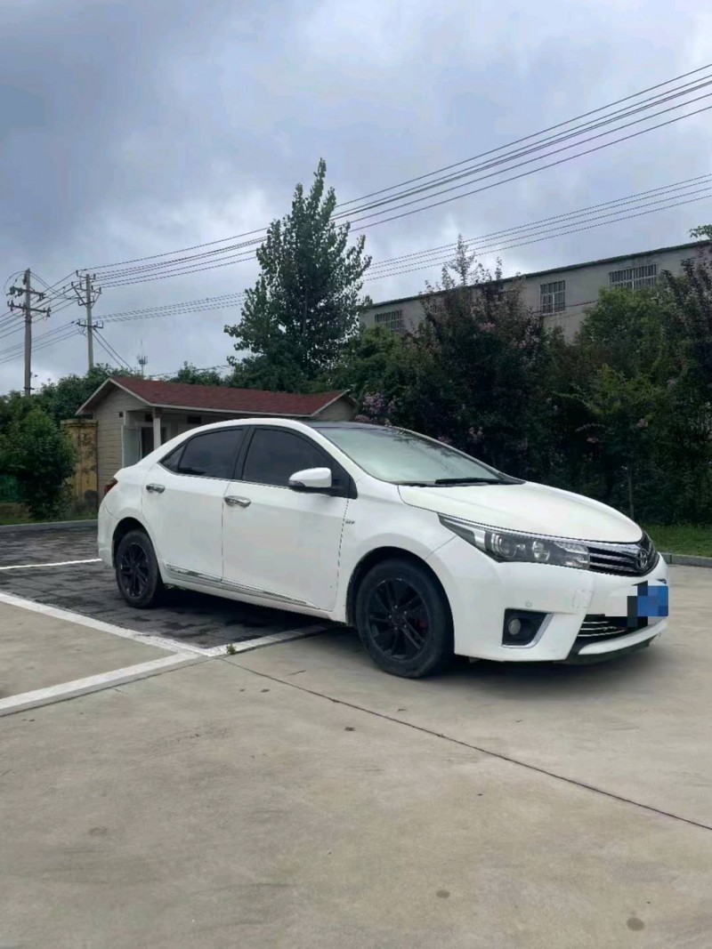 济南16年丰田卡罗拉2
