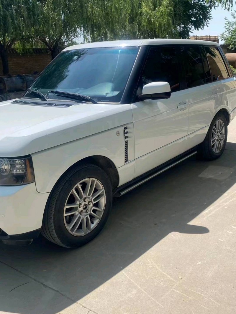 保定12年路虎揽胜2