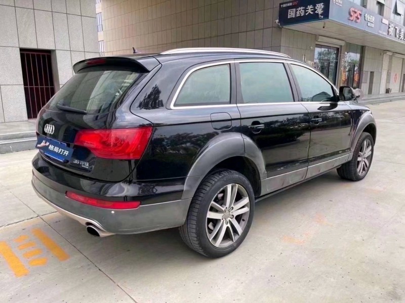 济宁14年奥迪Q77