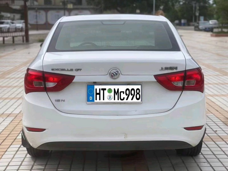 汕头16年别克英朗9