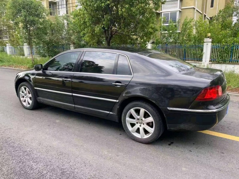 常州10年大众辉腾7