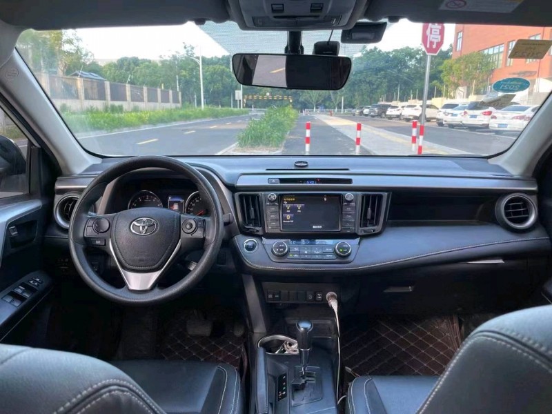 常州19年丰田RAV44