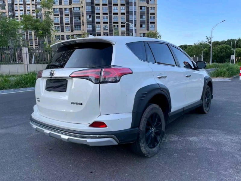 常州19年丰田RAV47