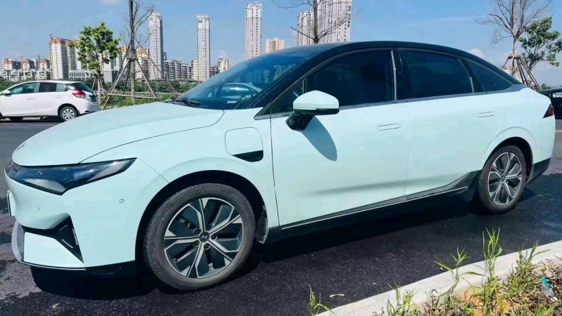 莆田22年小鵬汽車P52