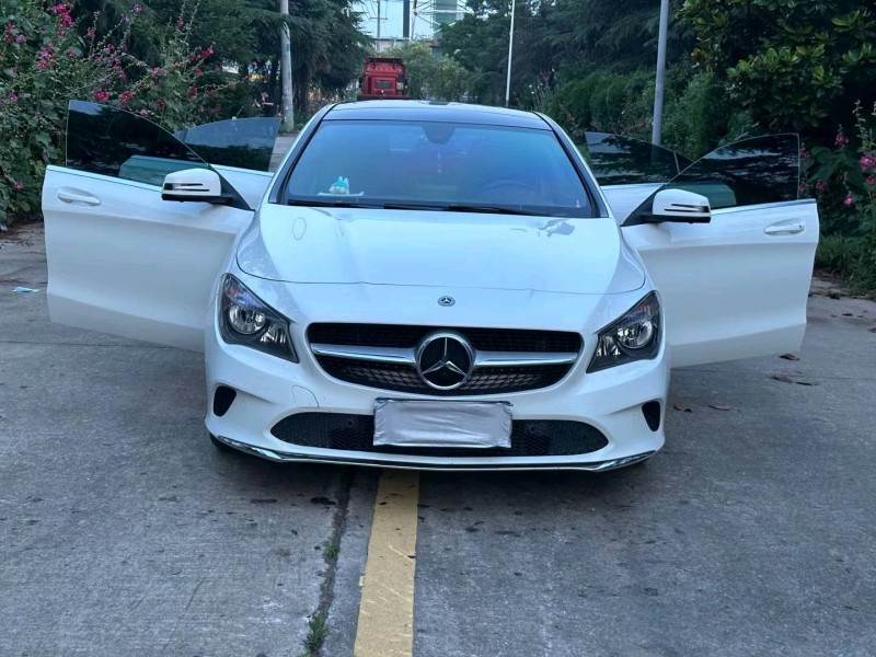 徐州18年奔驰CLA1