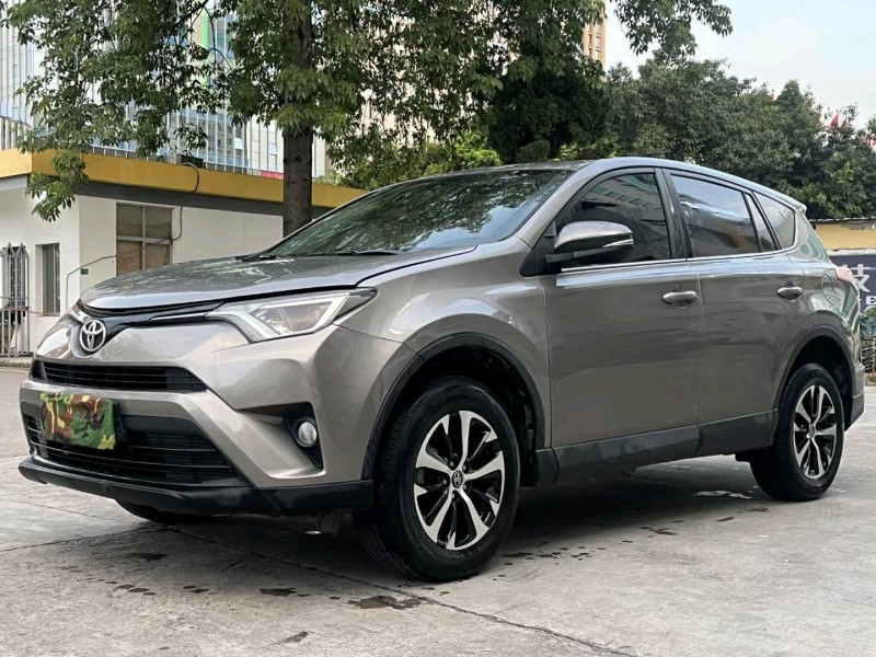 东莞18年丰田RAV4荣放3
