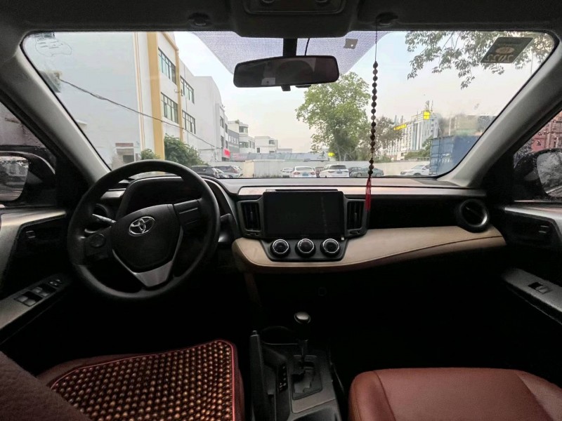 东莞18年丰田RAV4荣放6