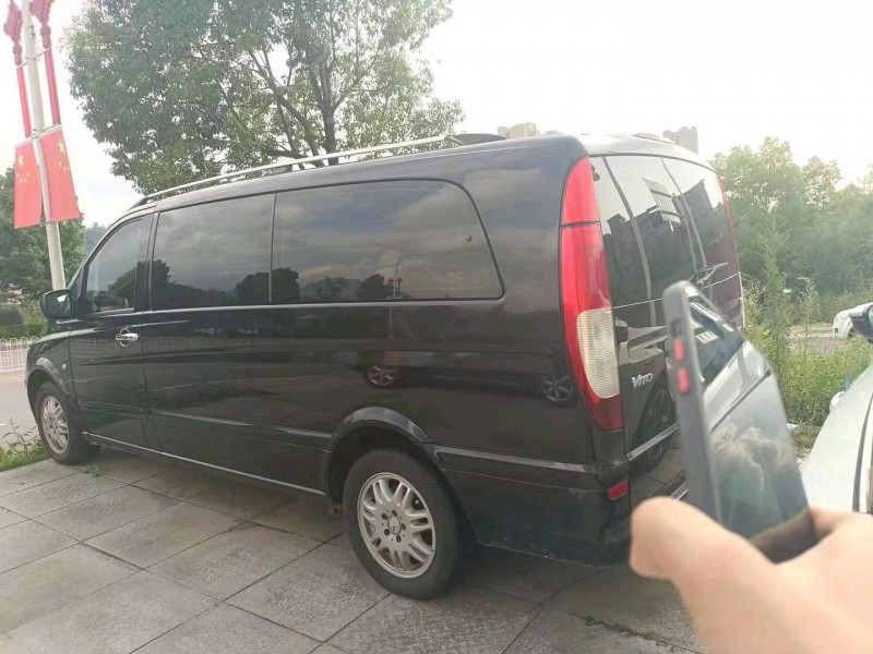 衡阳14年奔驰威霆3