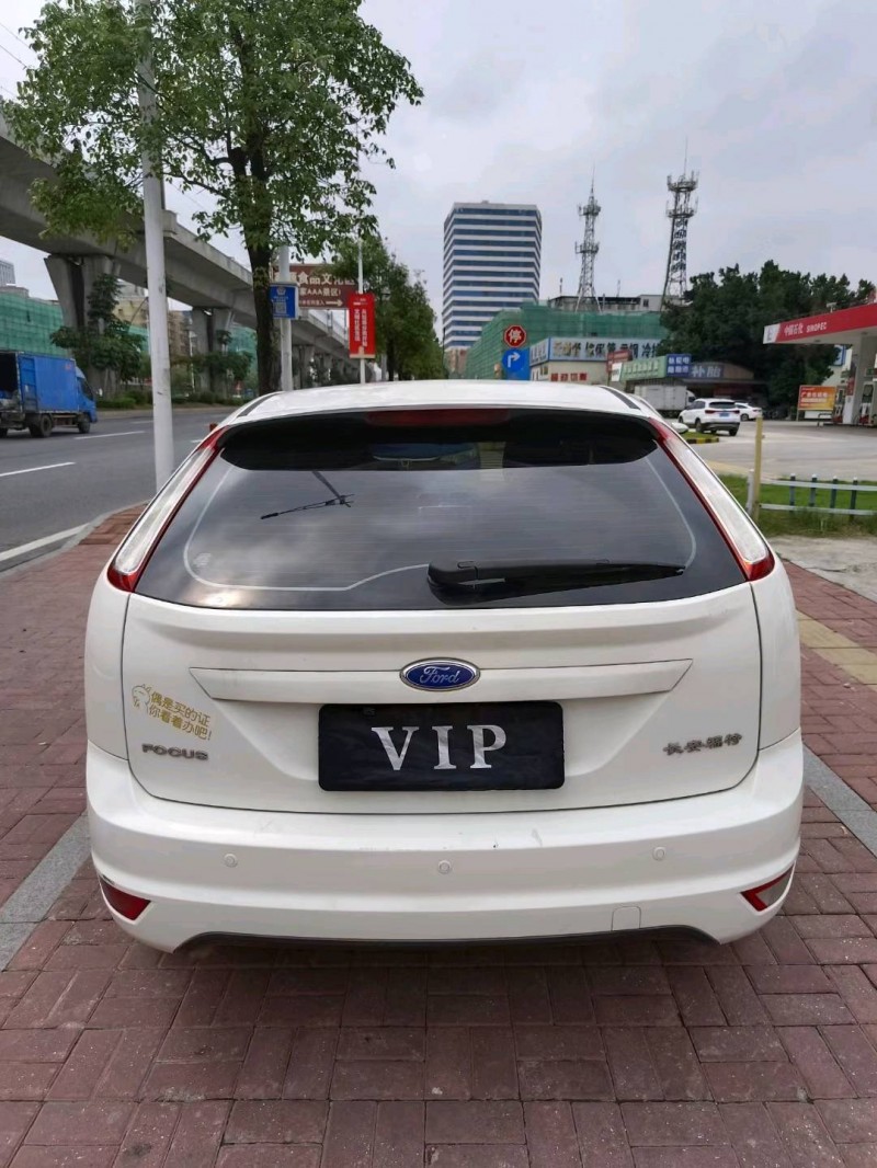 东莞14年福特福克斯9