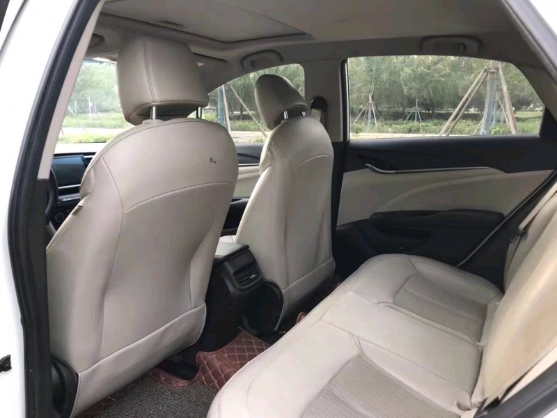 徐州16年别克英朗4