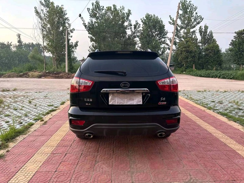 徐州14年比亞迪S69