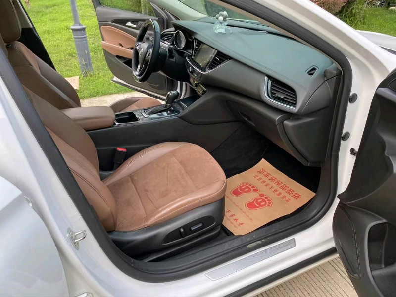 徐州18年别克君威7