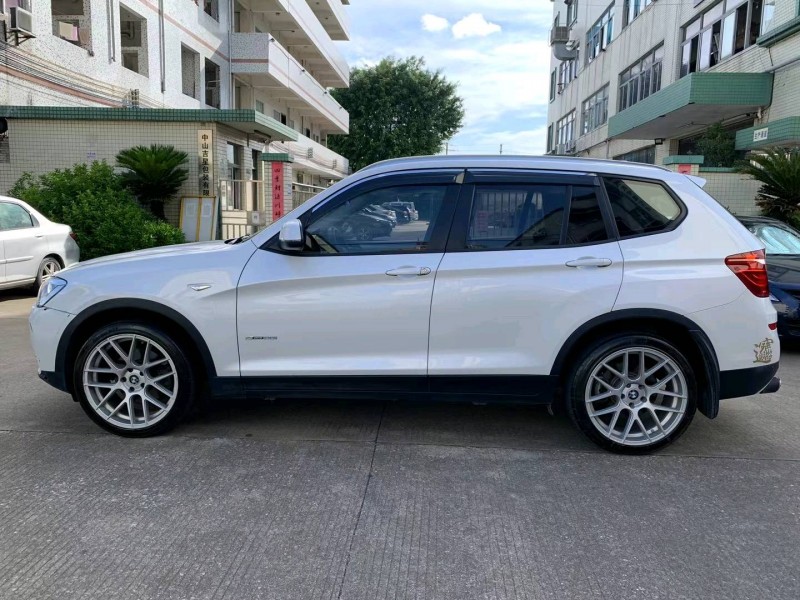 中山18年宝马X33