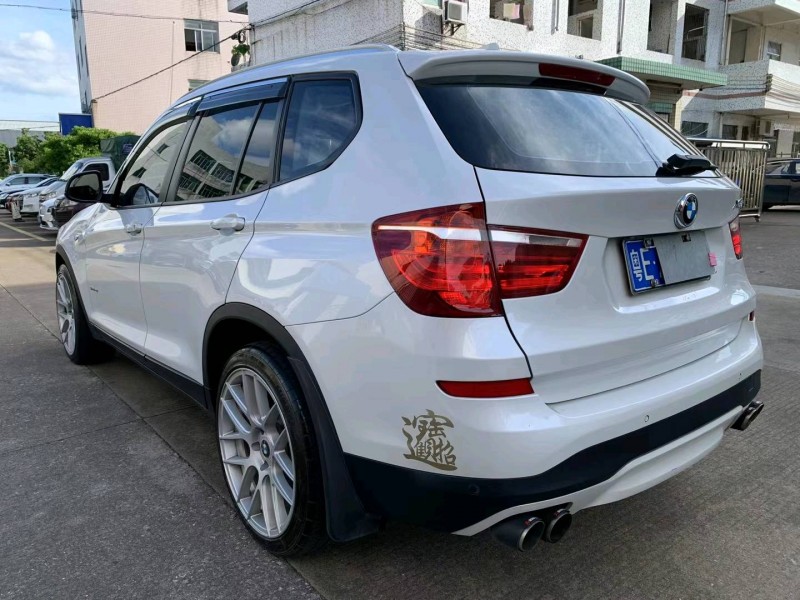 中山18年宝马X35