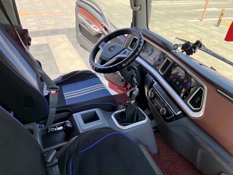 棗莊20年卡車系列大運汽車5