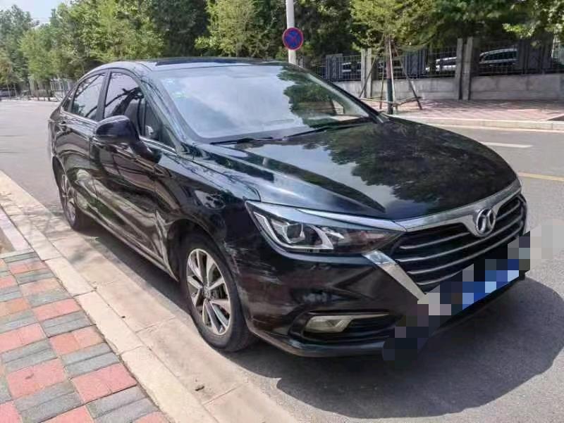 邢台18年北汽绅宝D502