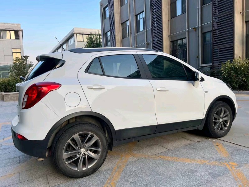 济宁16年别克昂科拉7