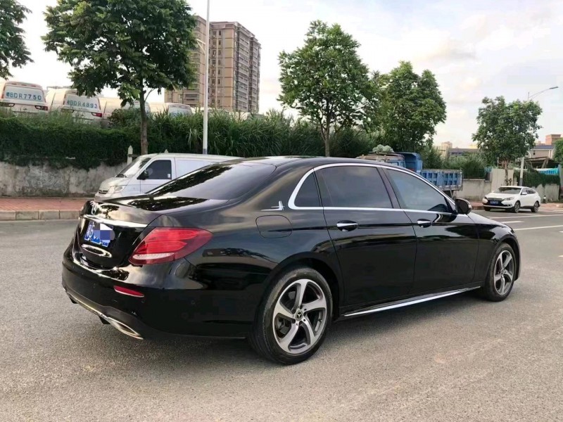 广州18年奔驰E7