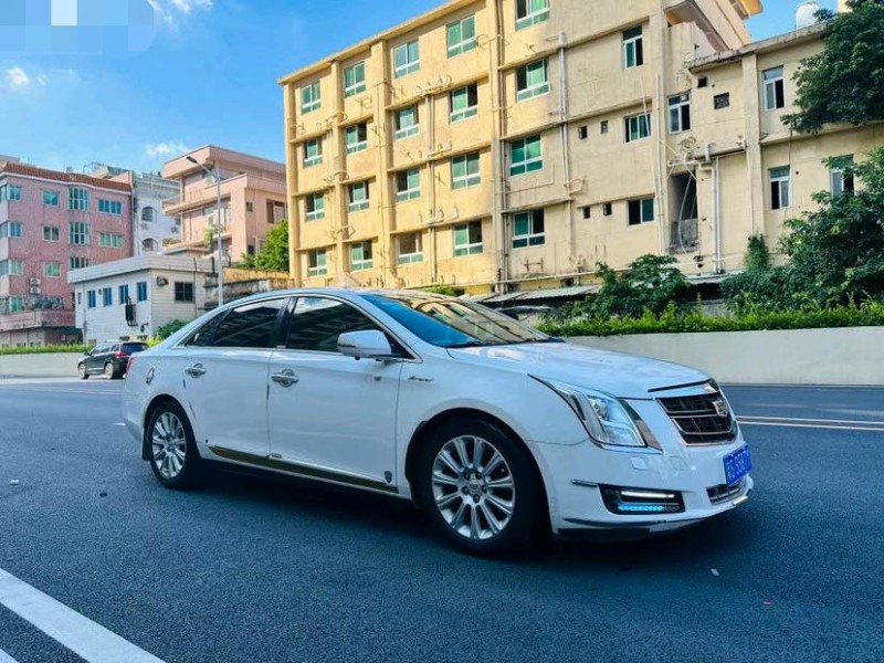 东莞15年凯迪拉克XTS3