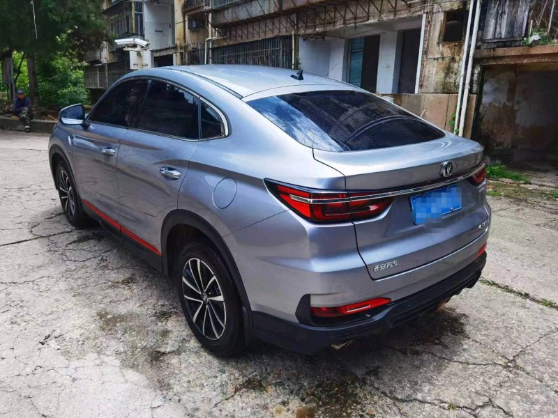 保山22年長安汽車CS858