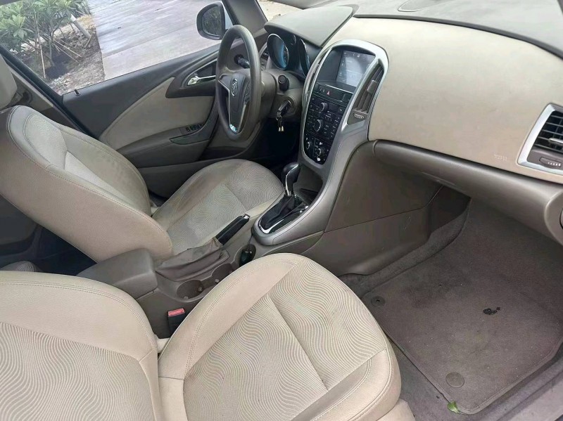 广州15年别克英朗7