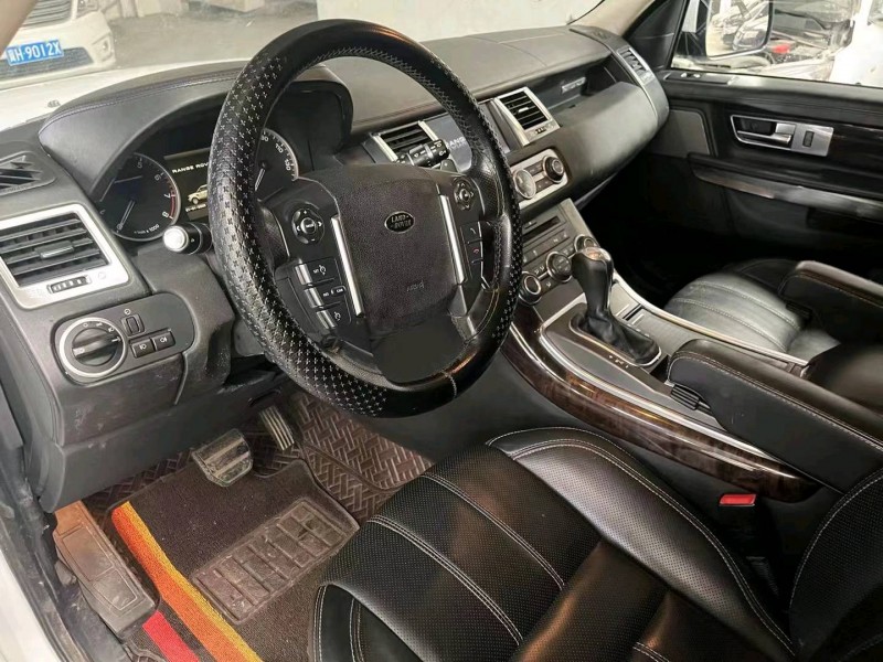 天津12年路虎揽胜运动4