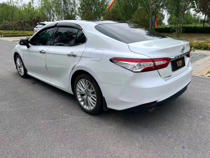 廊坊19年丰田凯美瑞8