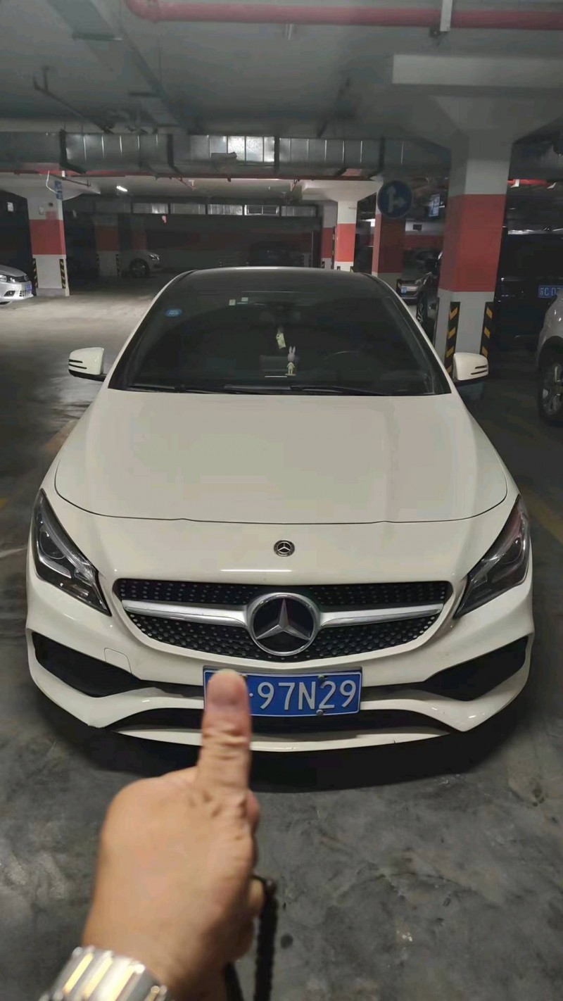 常州17年奔驰CLA1