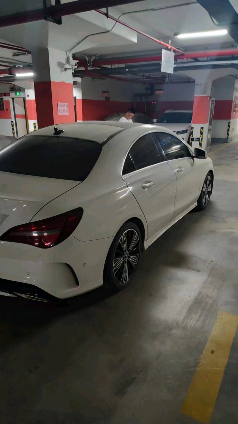 常州17年奔驰CLA7