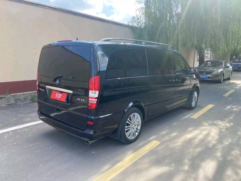 淄博13年奔驰唯雅诺4