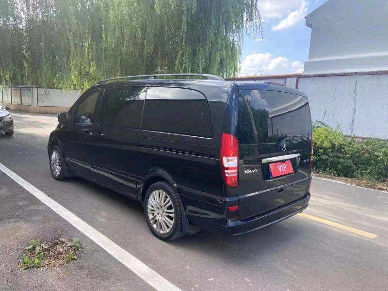 淄博13年奔驰唯雅诺5