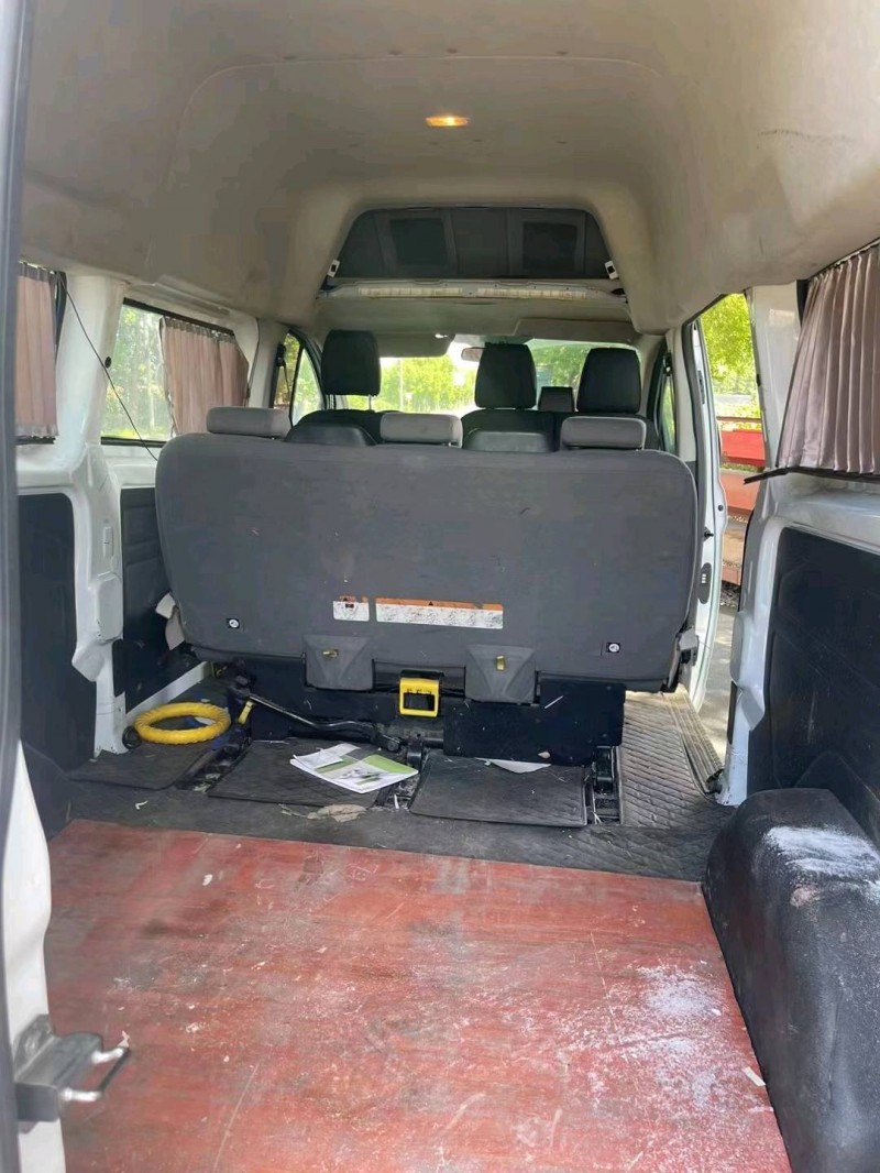 嘉兴17年福特全顺4