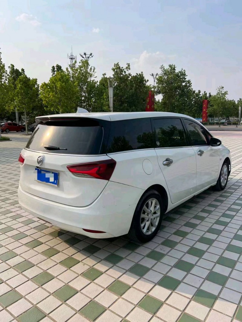 东营18年别克GL68