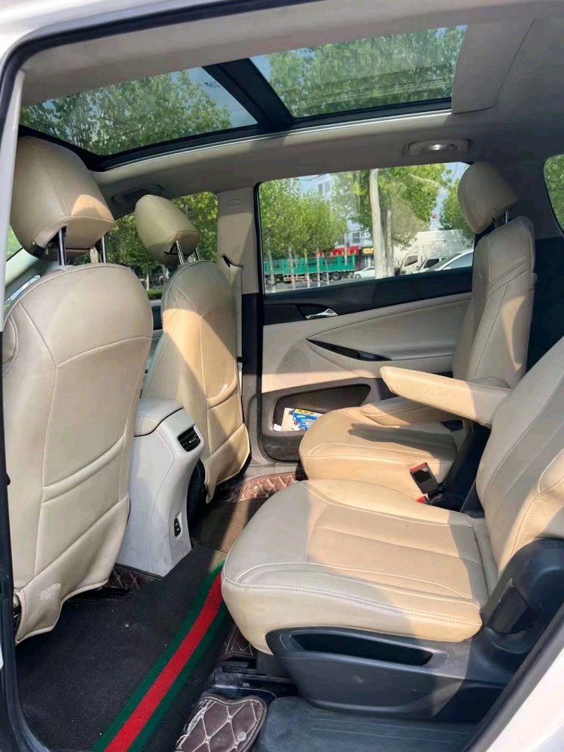 东营18年别克GL69