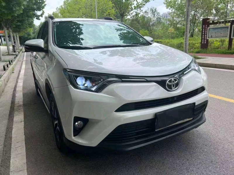 邵阳17年丰田RAV43