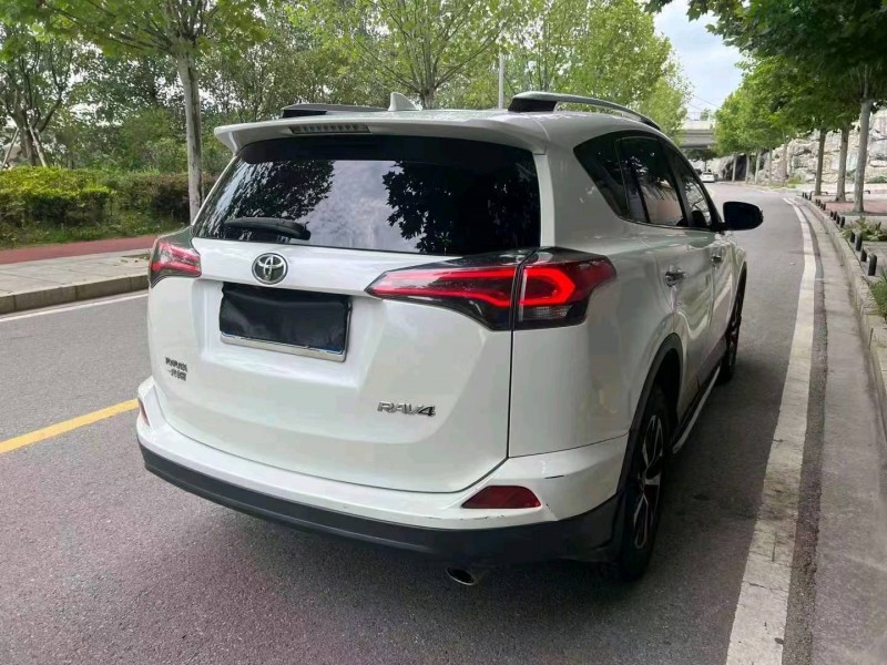 邵阳17年丰田RAV45