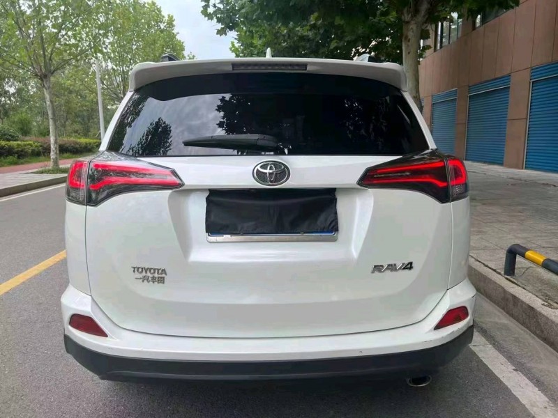 邵阳17年丰田RAV46