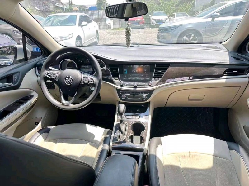 衡阳18年别克威朗2