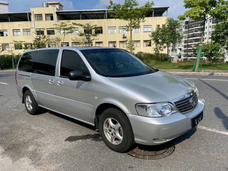 广州09年别克GL83