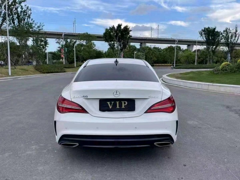 嘉兴17年奔驰CLA9