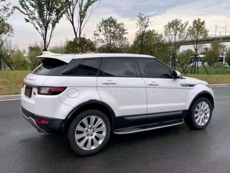 嘉兴18年路虎极光4