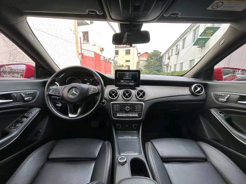 嘉兴17年奔驰CLA7