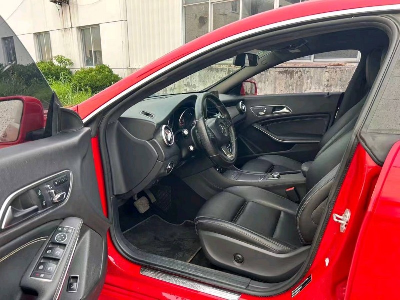 嘉兴17年奔驰CLA9