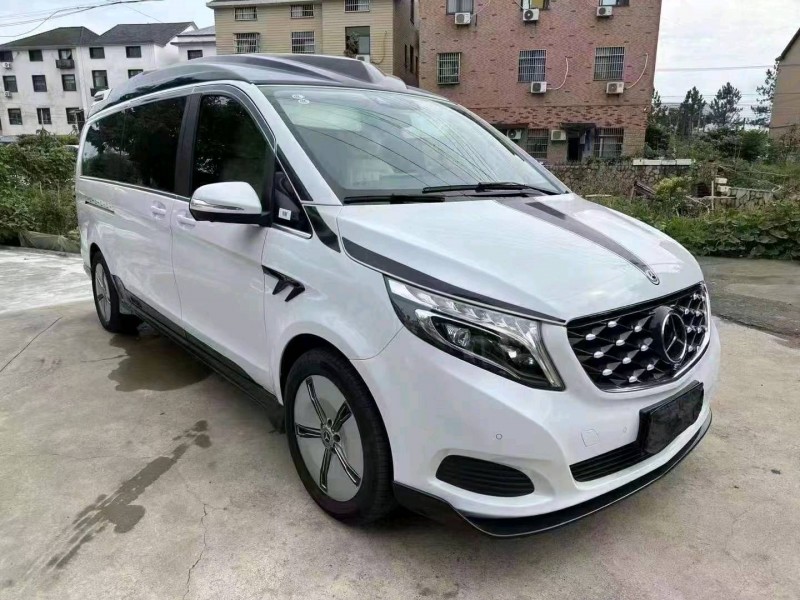 湖州21年奔驰傲旋大白鲨2